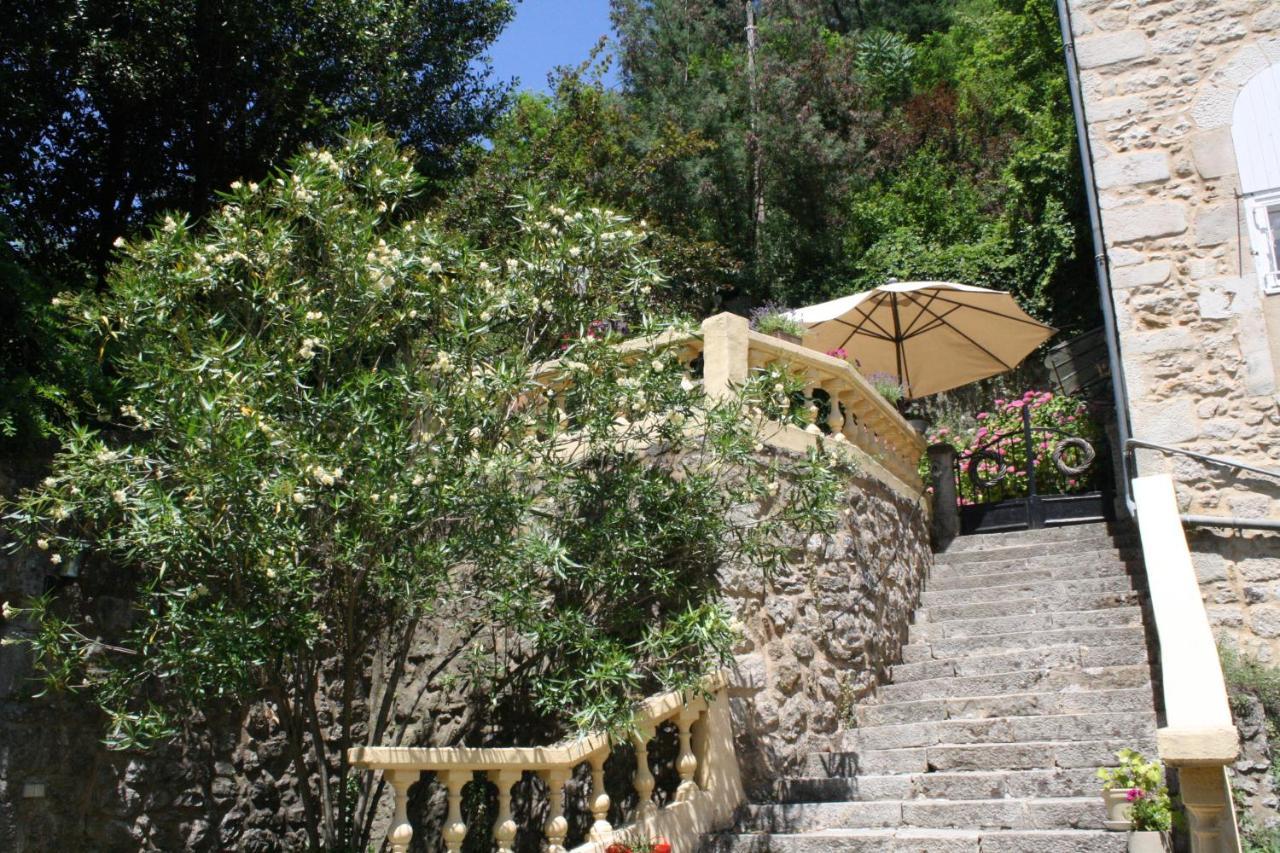 Les Escaliers Du Paradis Largentière Kültér fotó